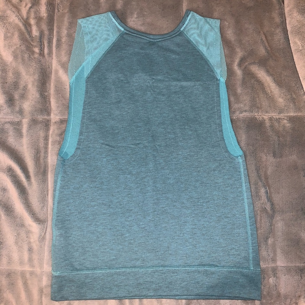 Nike sweat tank - Picture 2 of 3